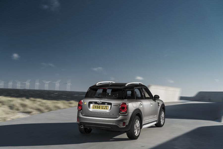  Mini Cooper S E Countryman ALL4 (F60) 2017 года  (WW) (фото 16 из 173)